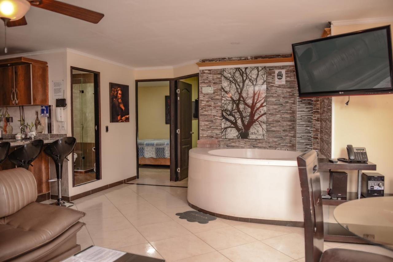 מדיין Calle 10 Suites מראה חיצוני תמונה