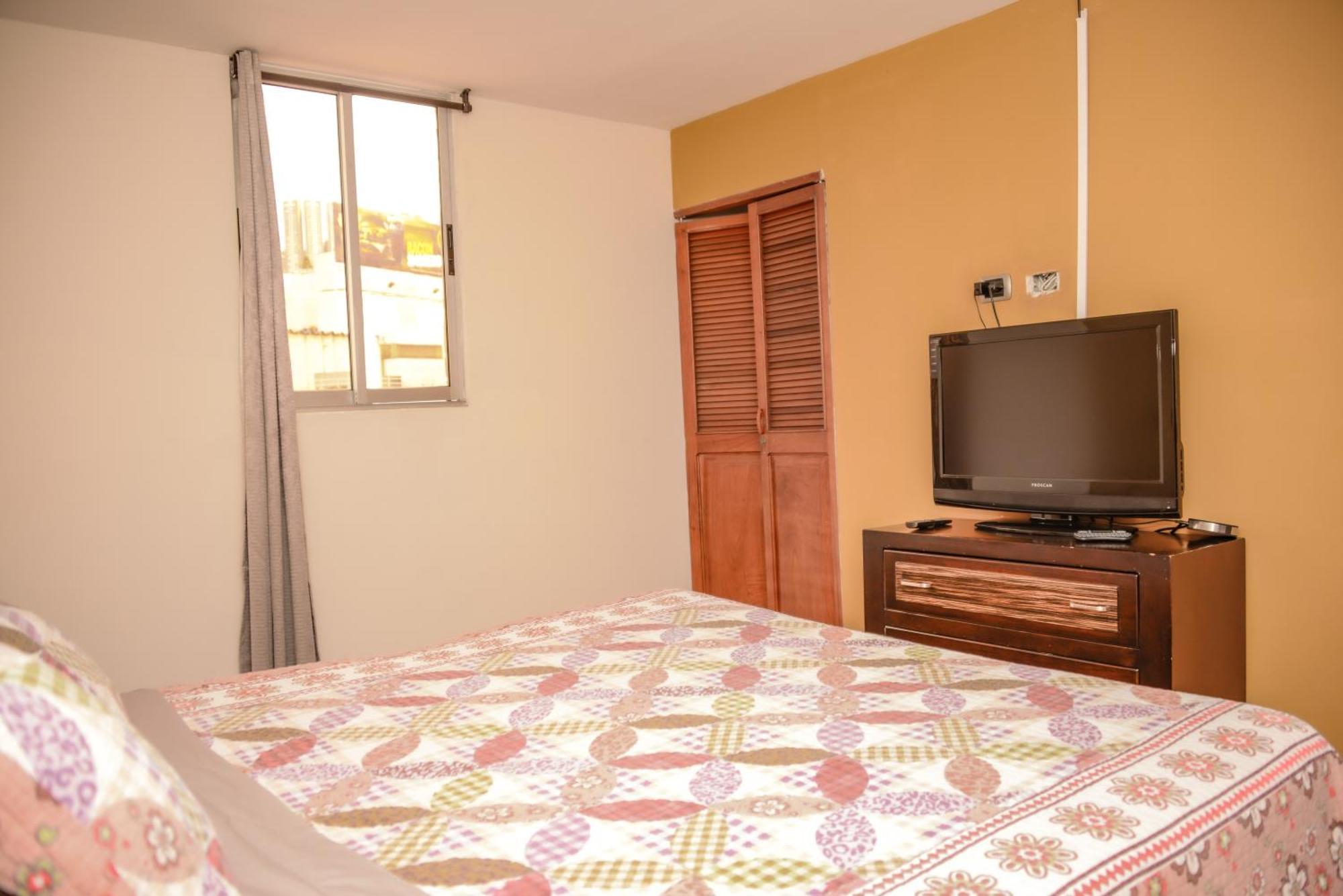 מדיין Calle 10 Suites מראה חיצוני תמונה