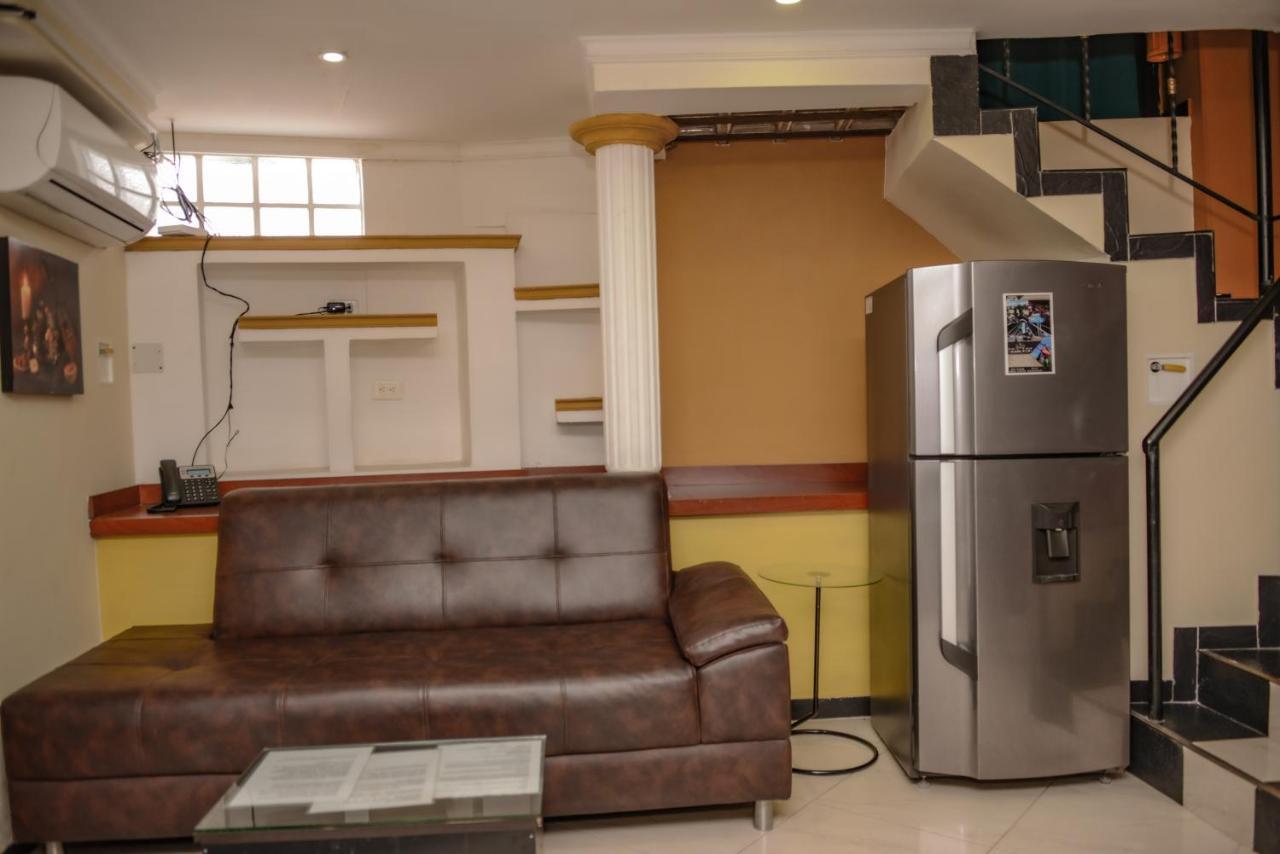 מדיין Calle 10 Suites מראה חיצוני תמונה
