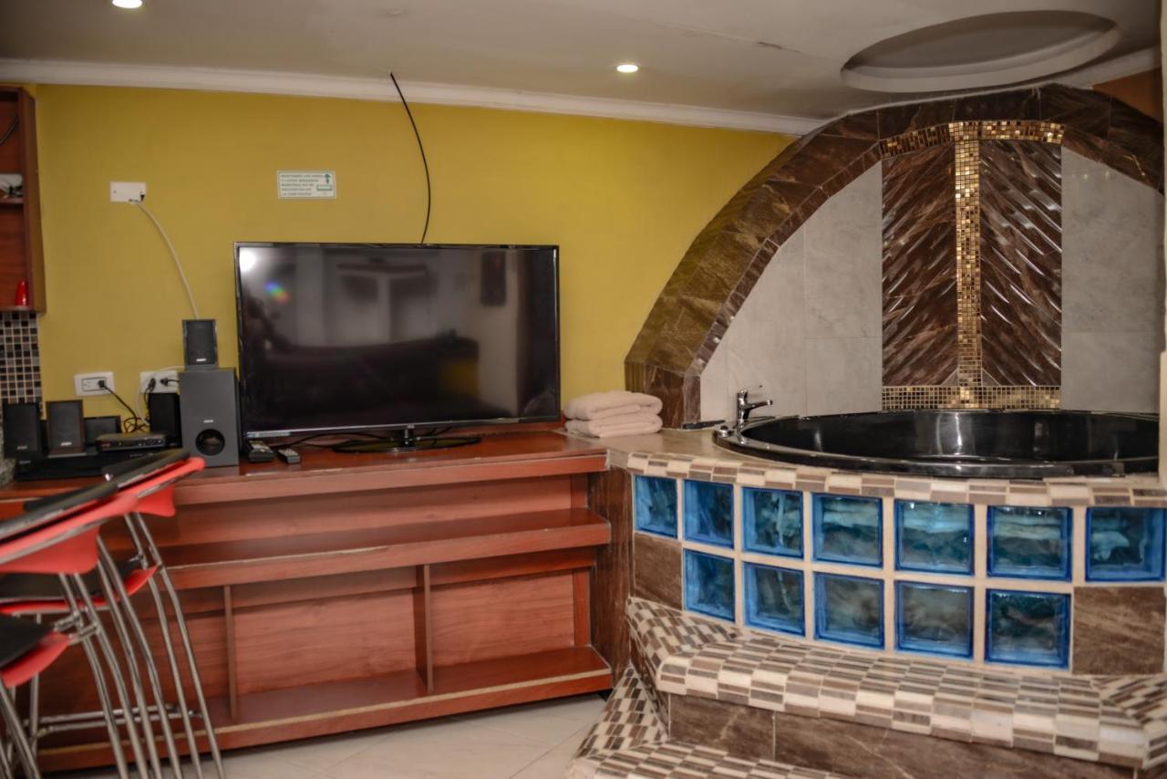 מדיין Calle 10 Suites מראה חיצוני תמונה